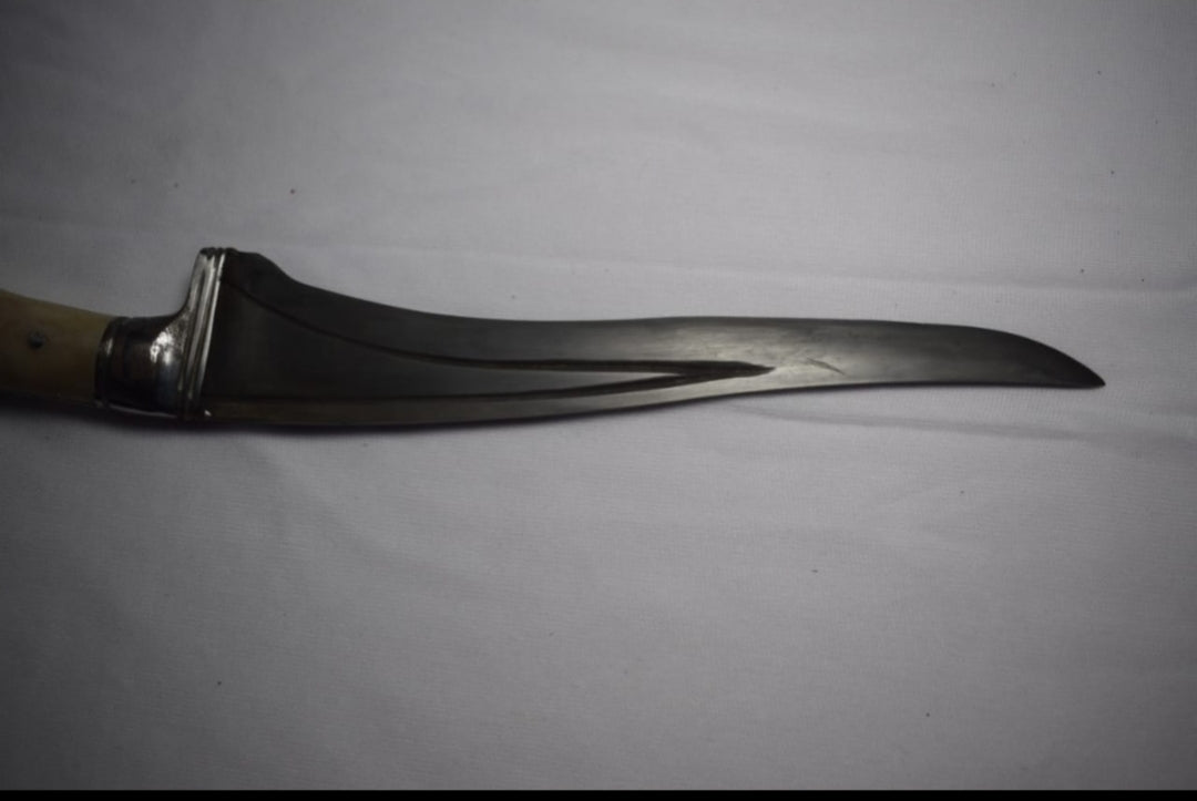 STYLISH CAMLE BONE HANDLE KIRPAN